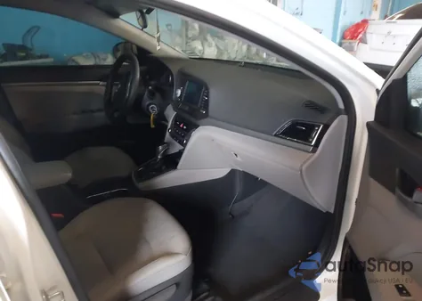 2017 Hyundai Elantra Se из США, поврежденный, VIN 5NPD74LF4HH079952